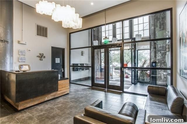 1122-Jackson-St-Apt-704-e