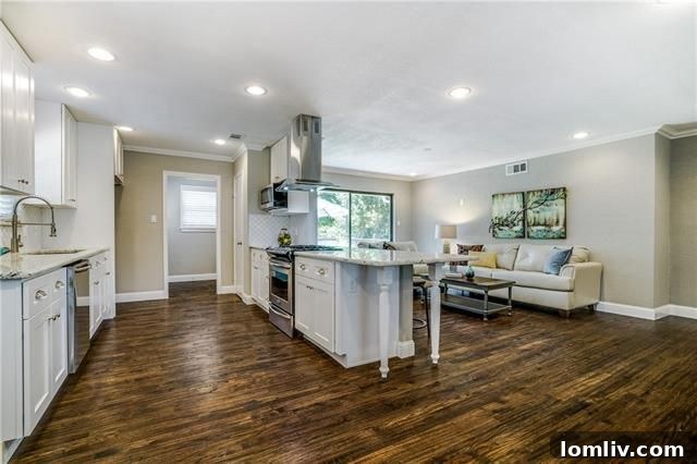 Master Bath Shower Nook and Seating Area