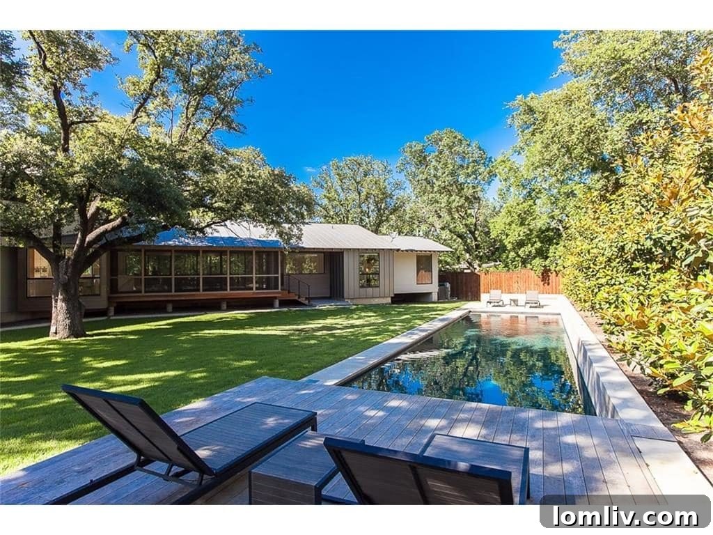 Frank D. Welch Dallas Home Exterior Detail