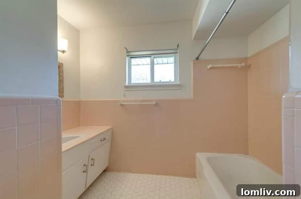 11023-Pinocchio-Pink-bath