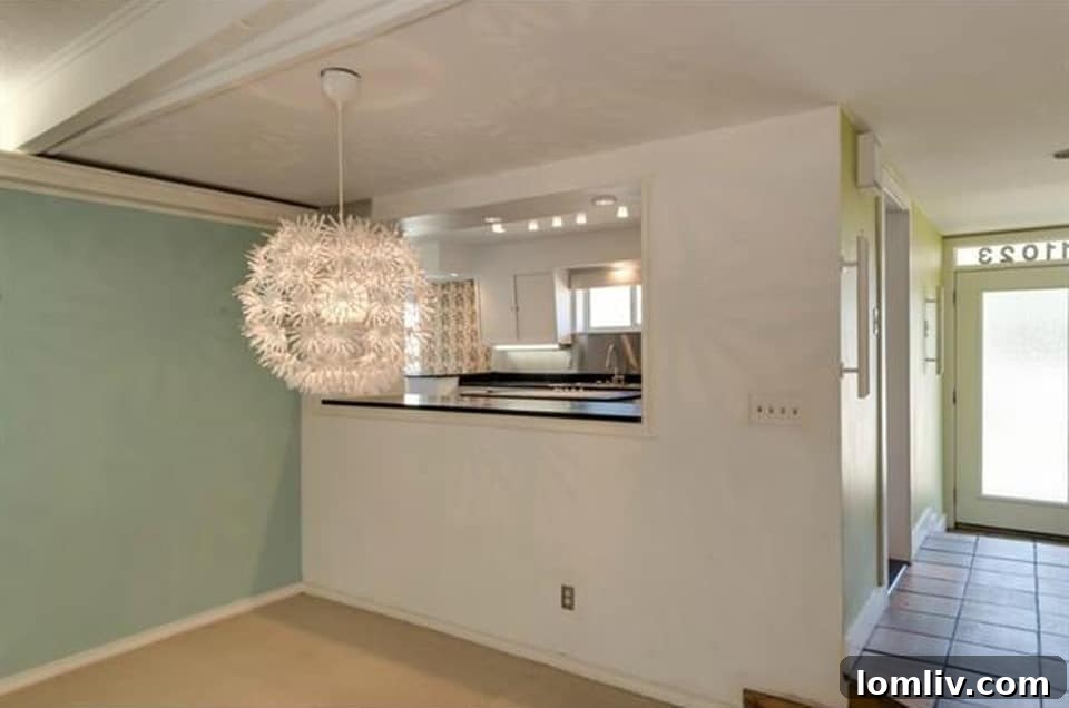 11023-Pinocchio-Dining