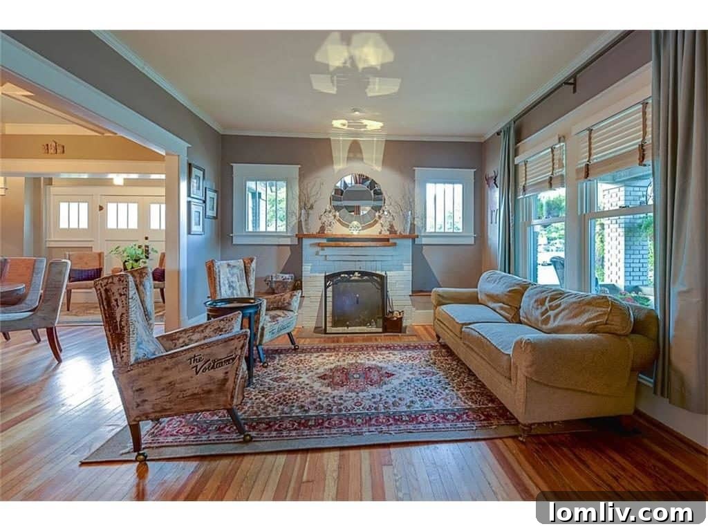 Interior View of 701 S. Clinton Ave - Living Area
