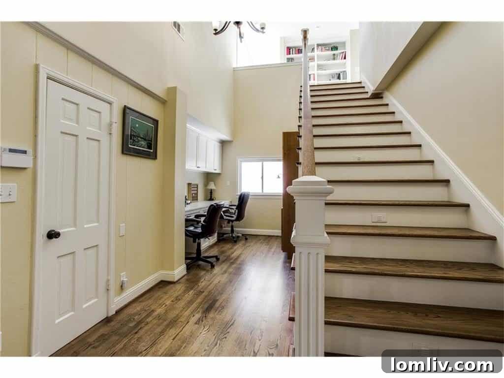 Spacious Upstairs Living Area - Tree-top Sanctuary