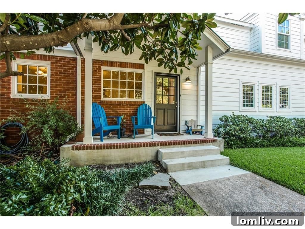 Architectural Details of a Vintage Dallas Cottage