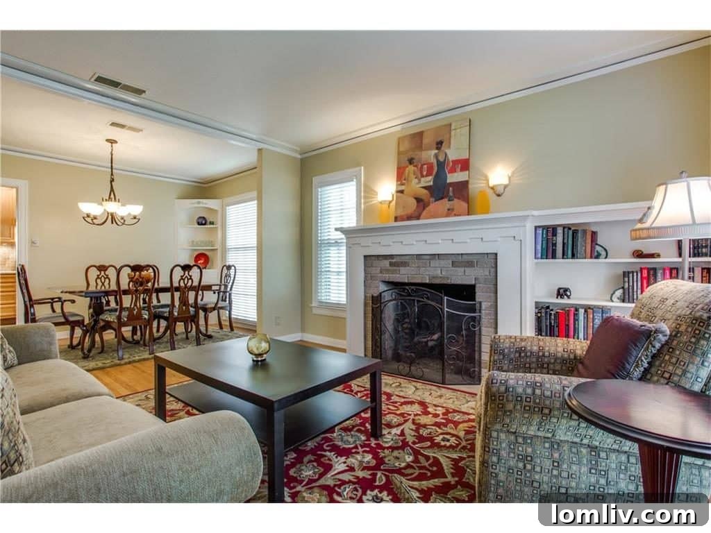 KESSLER-PLAZA-2510-W-10th-Street-Living-2-1024x768