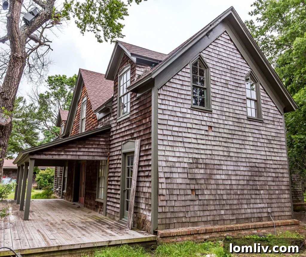 North face of Collinwood House with Gothic Revival windows