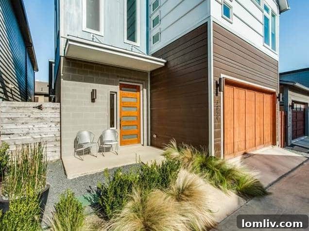 East Dallas Modern: Redefining Urban Life 3 Welcoming Front Porch of 3859 Pine Tree Court