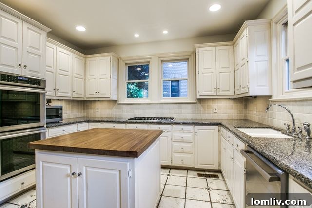Spacious master suite with fireplace in 1324 W. Canterbury Ct.