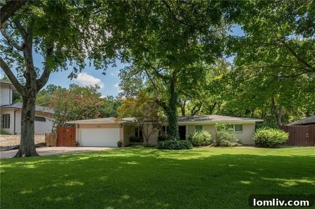Modern renovated interior of 8826 Lakemont Dr.