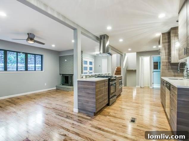 Lochwood-10551-Silverock-Kitchen-Living