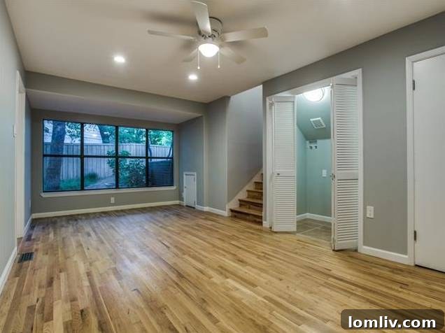 Lochwood-10551-Silverock-Den-or-Dining