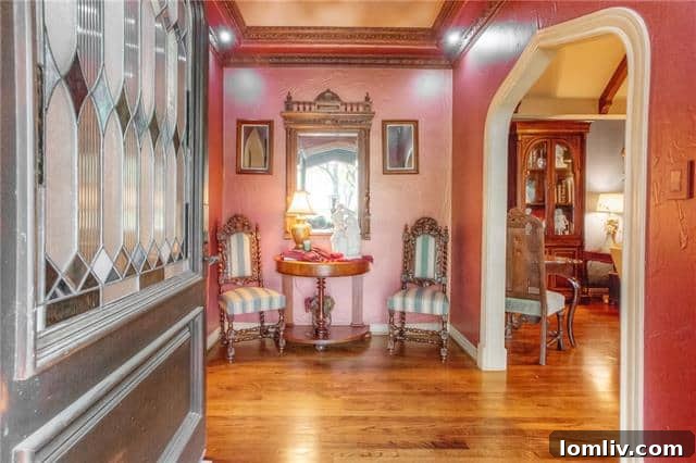 PropImgHandler - 3020 Simondale Entryway