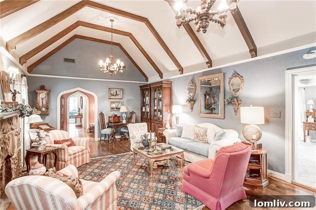 PropImgHandler - 3020 Simondale Living Room