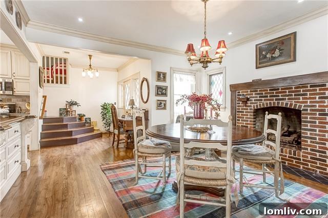 PropImgHandler - 3020 Simondale Dining Area