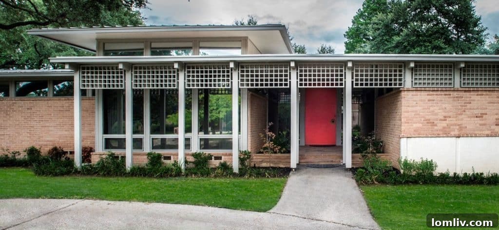 The Cupaioli House, built for a well-heeled fashion designer, perfectly preserved by its new owners.