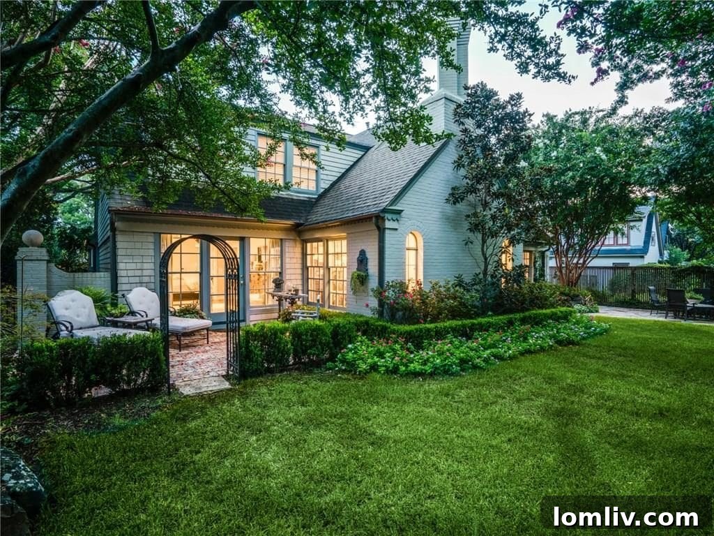 Lush landscaping surrounding the beautiful Dallas residence