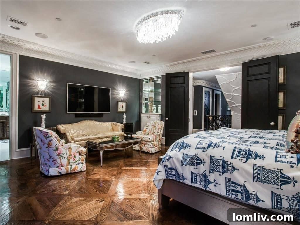 Luxurious Guest Bedroom Place Des Vosges