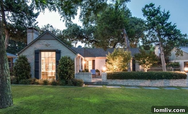 Elegant Front Facade of Colorado Boulevard Home