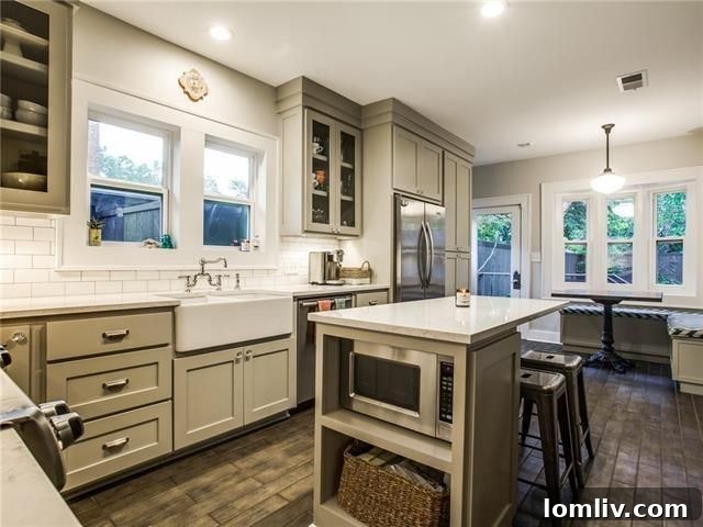 930 N. Clinton Ave - Oak Cliff Tudor Kitchen