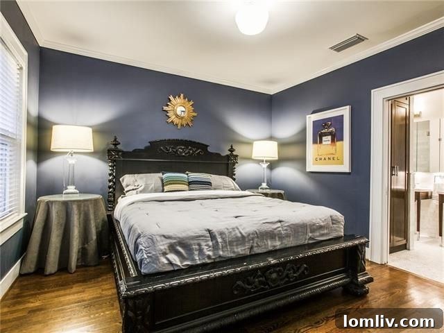 930 N. Clinton Ave - Oak Cliff Tudor Guest Quarters