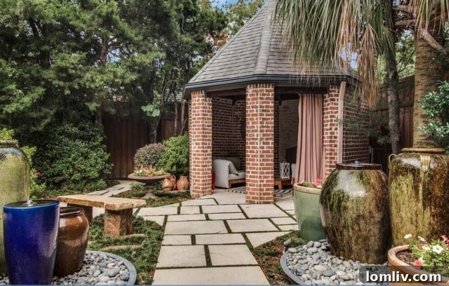 Private Putting Green in Tyler Seguin's Former Estate