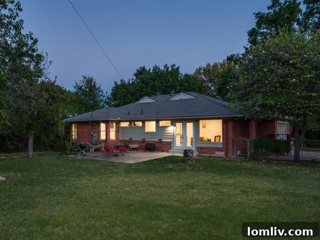 Panoramic View of Backyard and Outdoor Entertaining Area