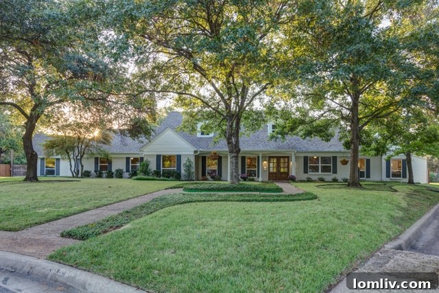 Luxurious Preston Hollow Home Exterior with Landscaping