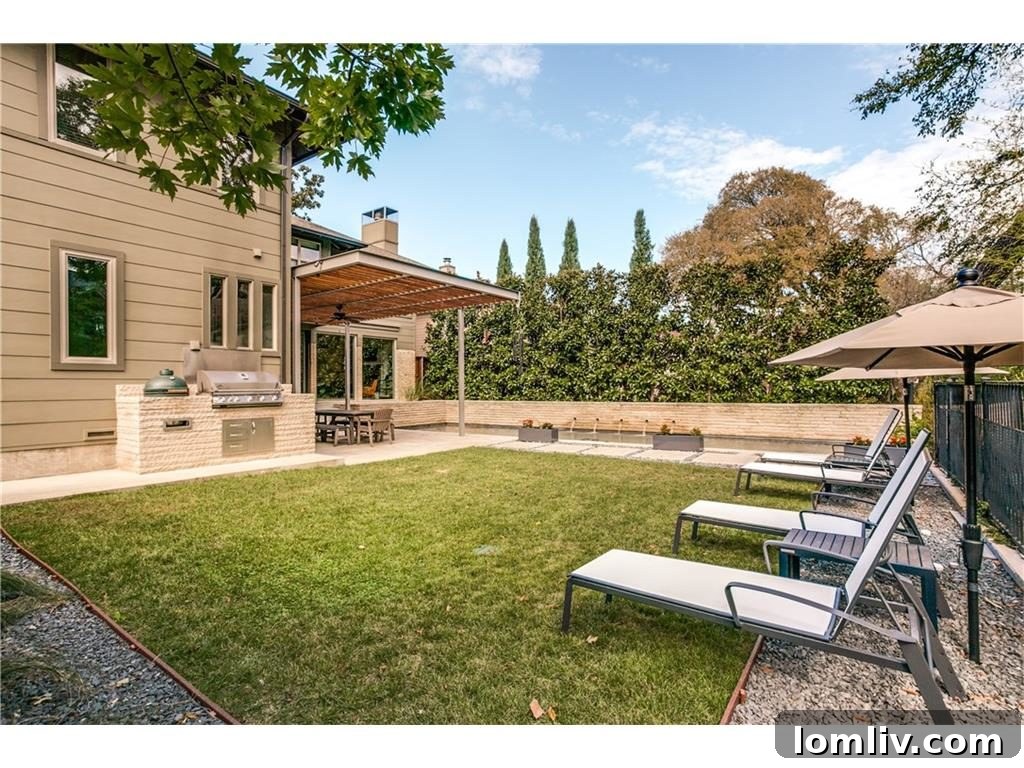 Outdoor Kitchen Grill Area