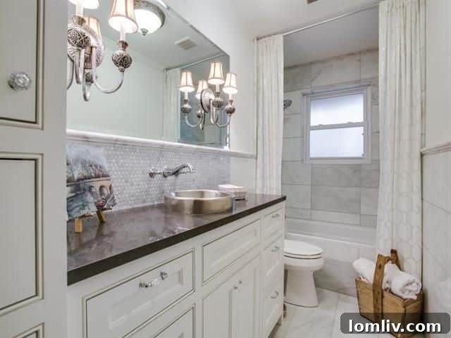 Bandera's Pink Wall Condos: A Lucrative Steal 12 6151 Bandera Avenue Unit D Second Bath - Soaking Tub, Marble Accents