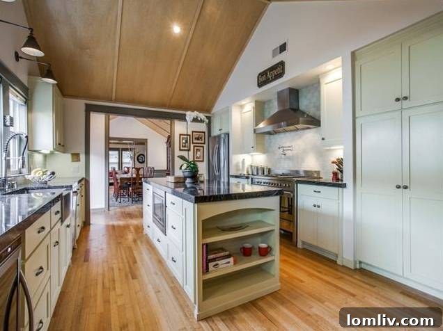 937-N.-Windomere-Kitchen-2