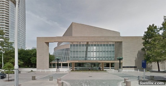 Dallas Arts District: Empty by Day - A critical look at urban development