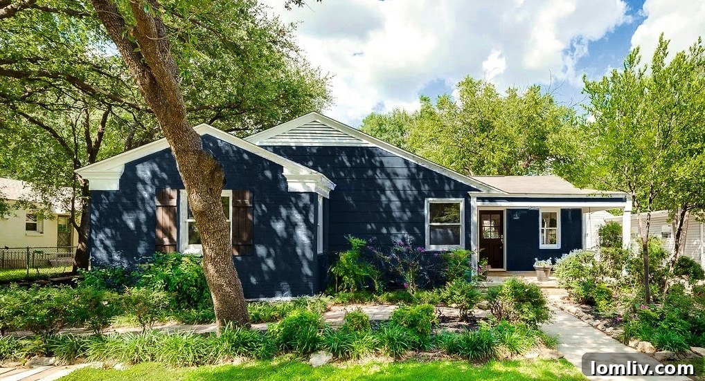 6436 Kenwick Avenue in Ridglea North area of Fort Worth (photos: Home Snappers)