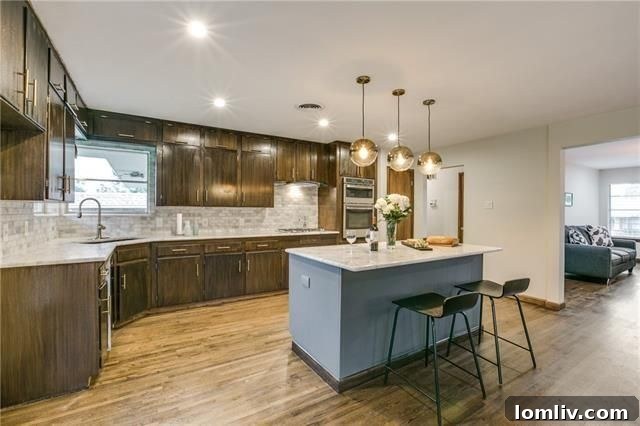 1521 Nantuckett Drive Kitchen Cabinets