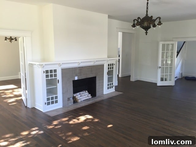 Bright and inviting breakfast nook, a new addition by Brent Hull reflecting Arts and Crafts style