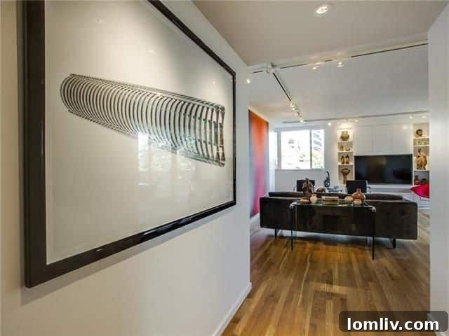 3701-Turtle-Creek-Blvd-Dallas-Living-Room-Interior