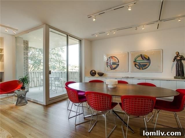 3701-Turtle-Creek-Blvd-Dallas-Living-Room-Overview