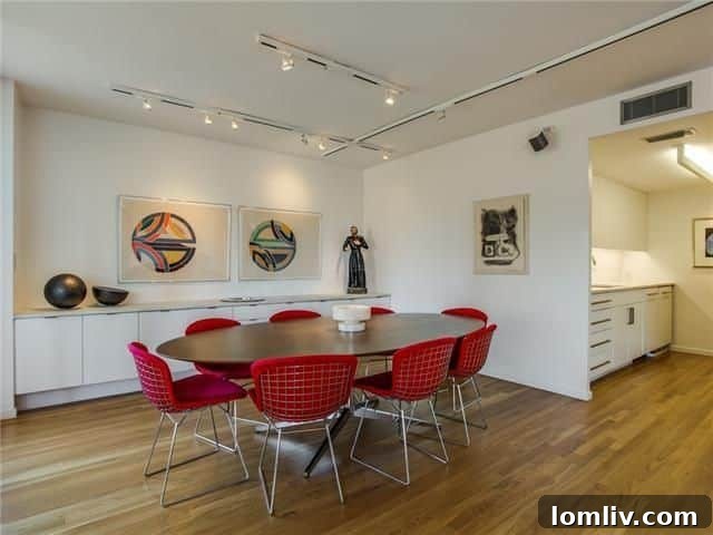 3701-Turtle-Creek-Blvd-Dallas-Bedroom-Natural-Light