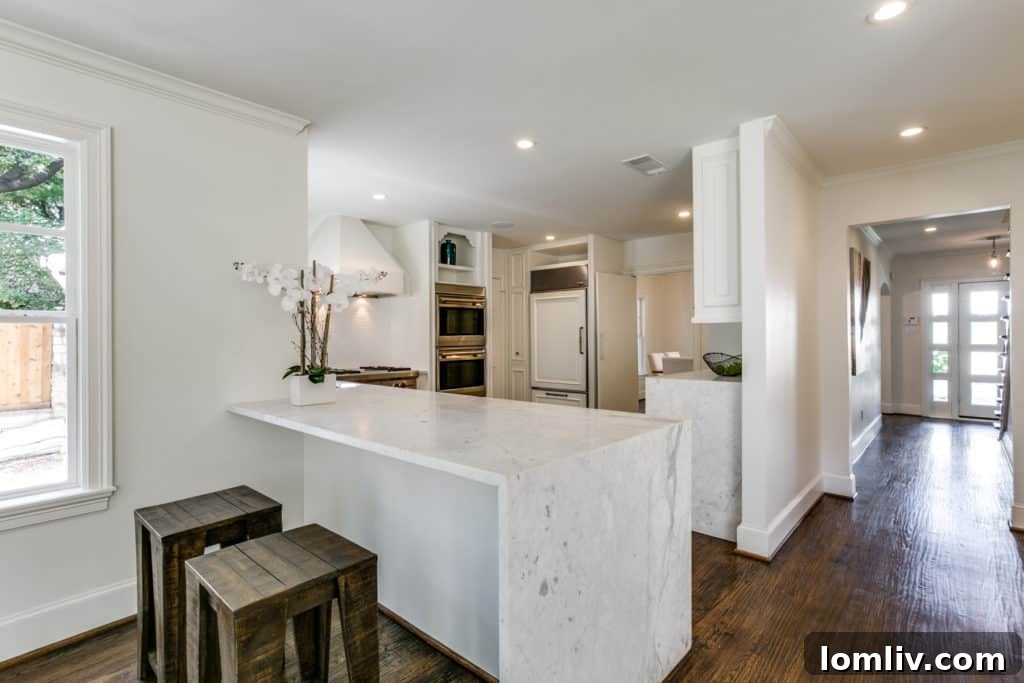 Breakfast bar with seating in the gourmet kitchen