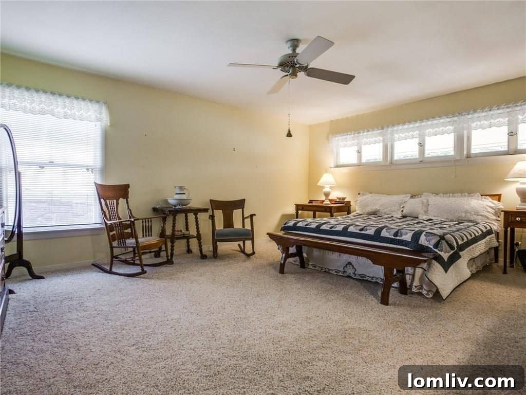 948 Forest Grove Master Bedroom - Spacious & Serene