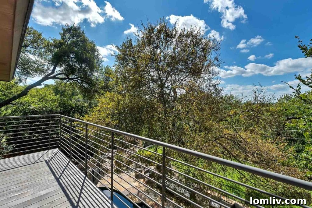 En suite master bath with generous space