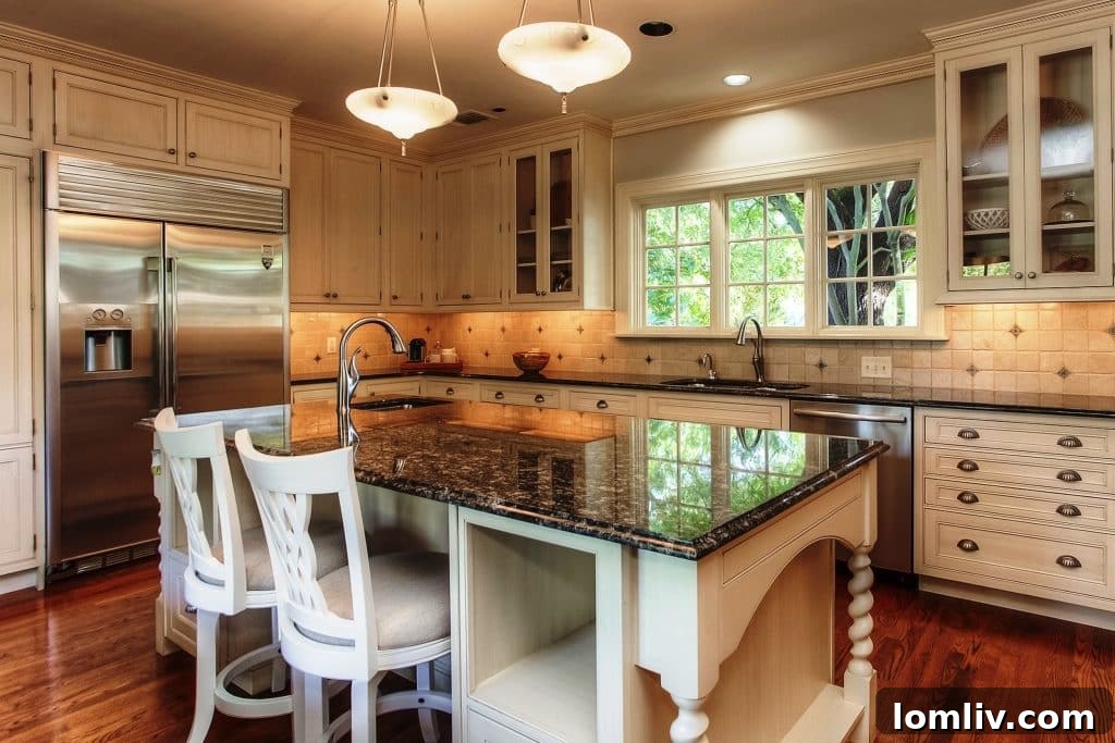 3861 Bellaire Circle: A Kitchen for Grand Gatherings