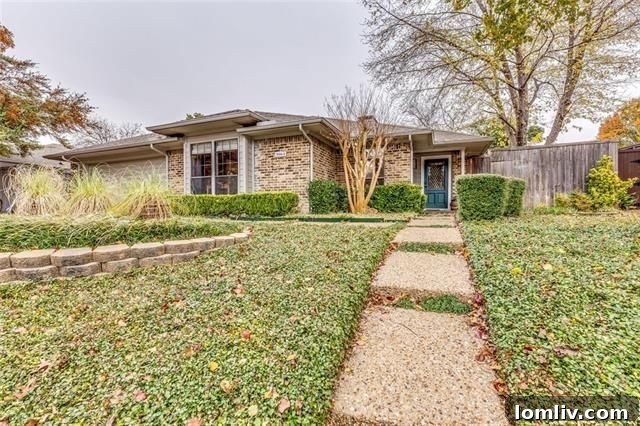 9064 Stone Creek Place - A North Texas Gem with Sunroom and Hot Tub