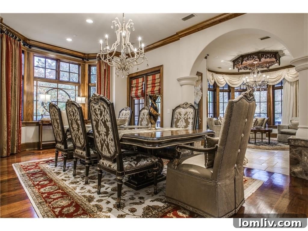 Spa-like Master Bathroom with Bathtub
