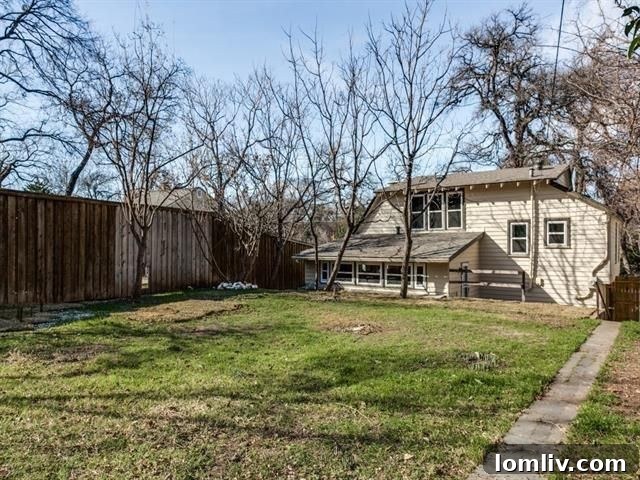 Front entry of the charming 1935 Oak Cliff home with inviting appeal