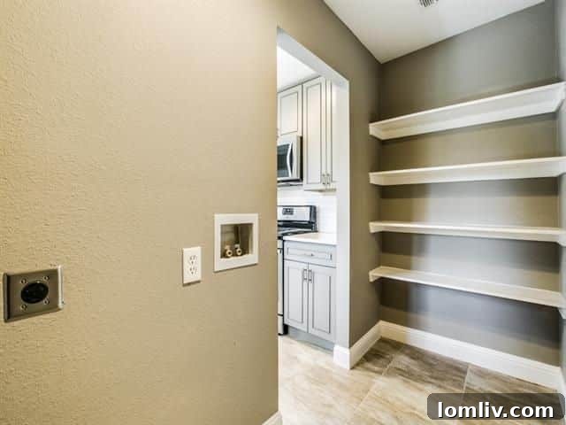 Modern Interior Decor and Furnishings