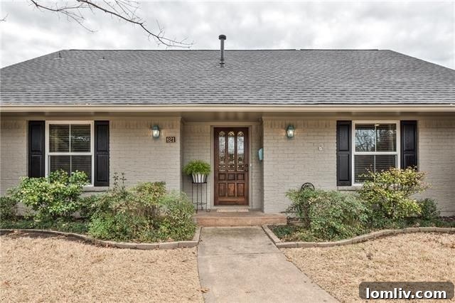 Richardson Heights Park Modern Elegance Meets Premium Upgrades 4 621-Winchester-a