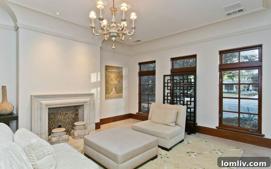 4415 Lively Ln Preston Hollow Master Bedroom