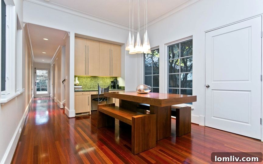 4415 Lively Ln Preston Hollow Living Area