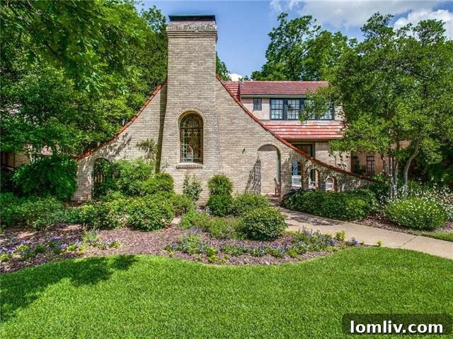 The charming exterior of 7203 Lakewood Blvd., a Clifford Hutsell-designed Spanish Eclectic home.
