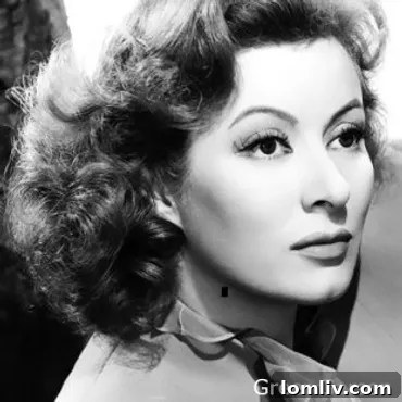 Turtle Creek Vista: A Serene Three-Bedroom Haven 15 Portrait of Greer Garson